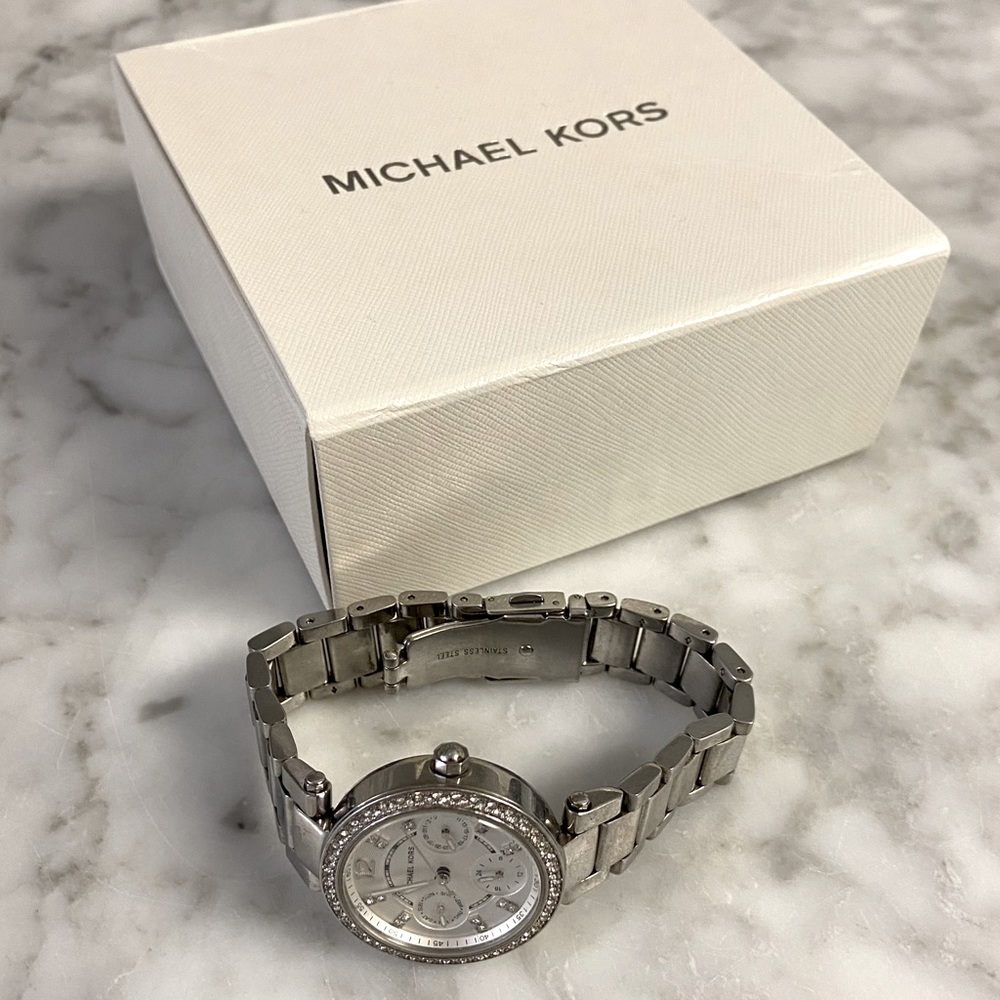 MK5615 Silver Stainless Steel Chronograph Watch